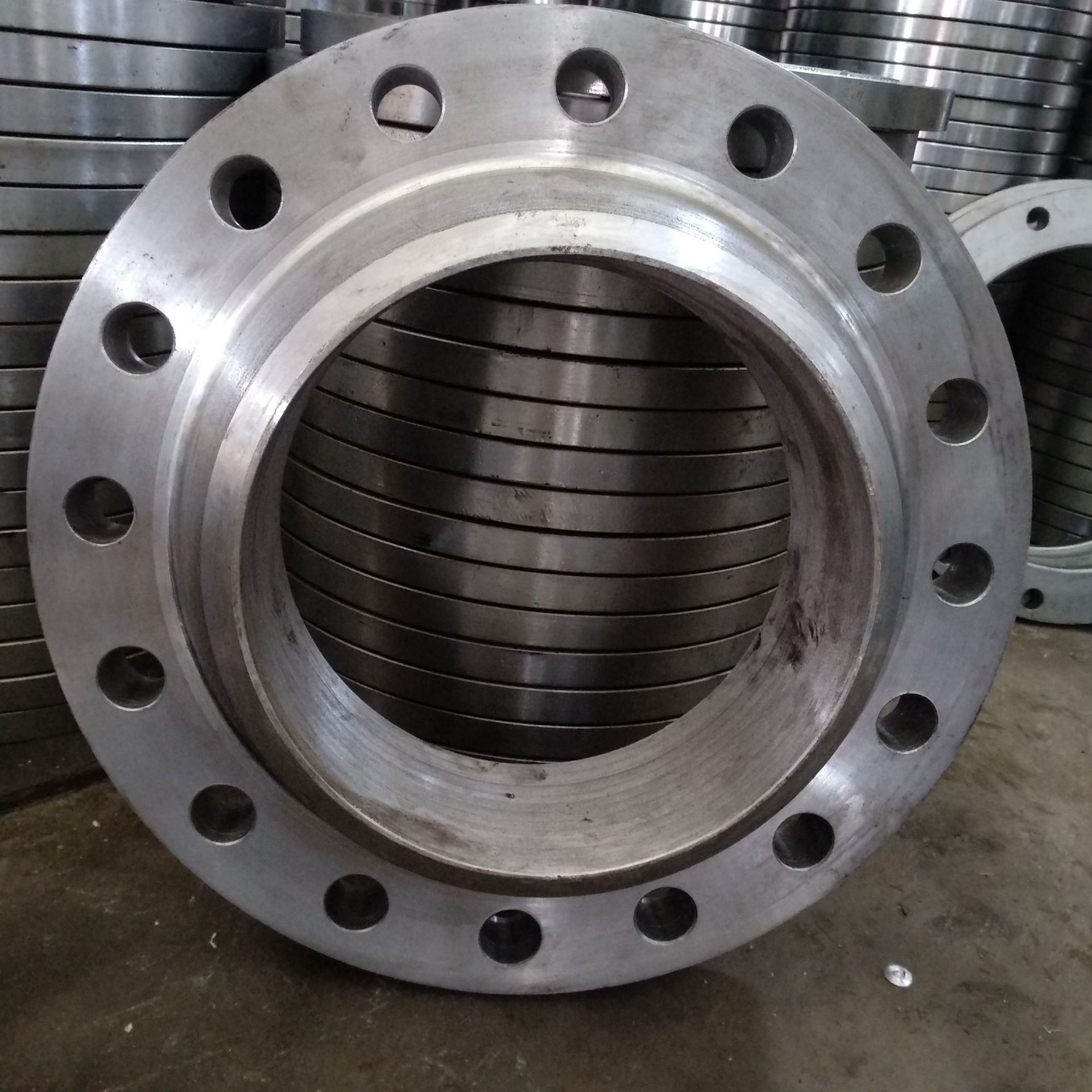 304不锈钢平对焊接法兰片突面板式圆钢制锻造接头盘16p内丝新标25