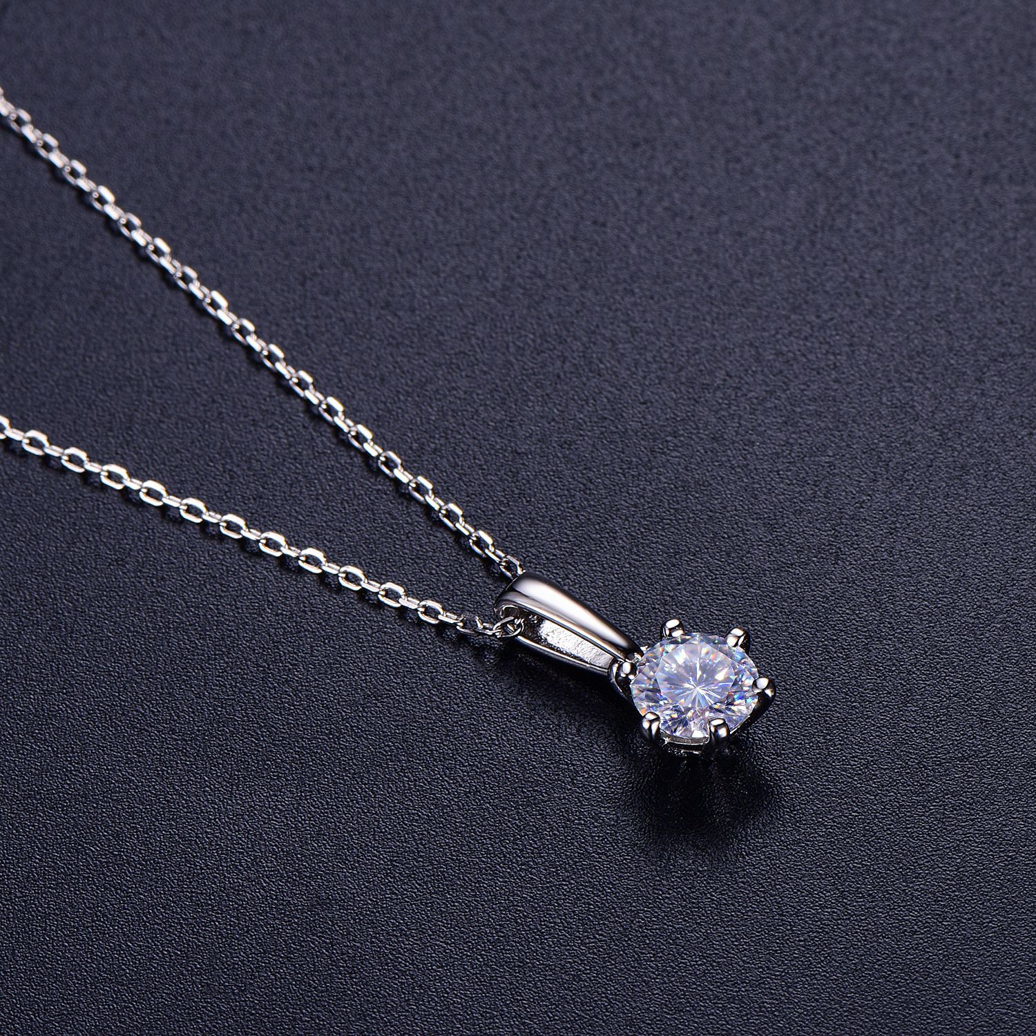 莫桑钻项链女六爪吊坠锁骨链工厂批发定制莫桑石时尚百搭项链饰品