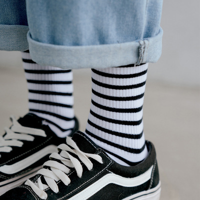 黑白条纹袜子女中筒袜薄款夏季长袜女ins潮街头个性日系夏天潮流