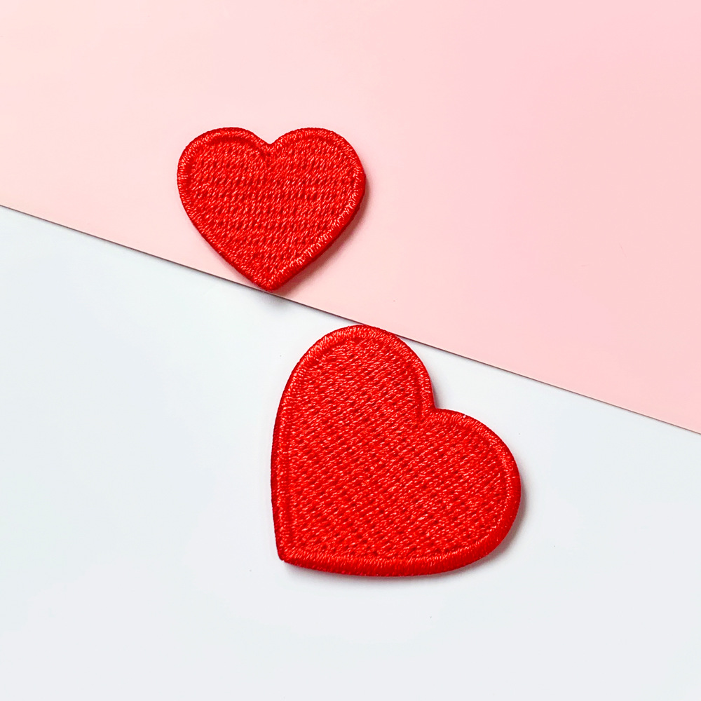 爱心刺绣布贴少女心可爱心型刺绣贴电脑绣花补丁贴片现货多色diy