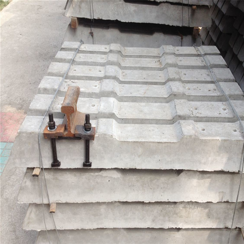43kg水泥轨枕轨距600钢轨轨枕煤矿预应力混凝土轨枕钢轨枕