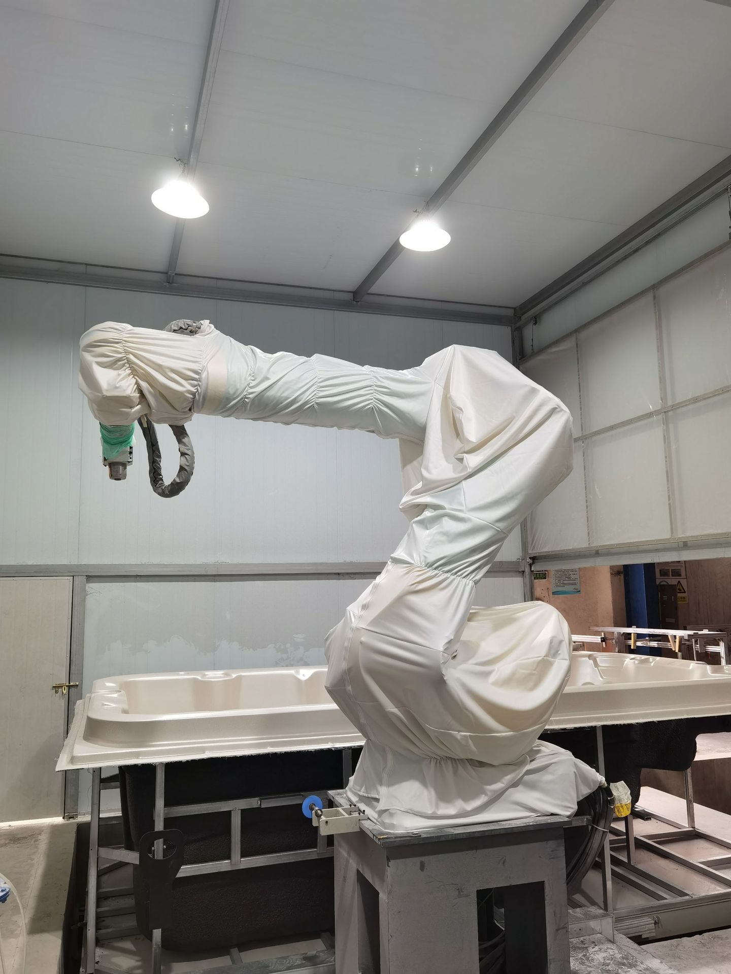 定制机器人防静电阻燃防护服 喷涂涂装喷漆喷釉机器人防护服罩