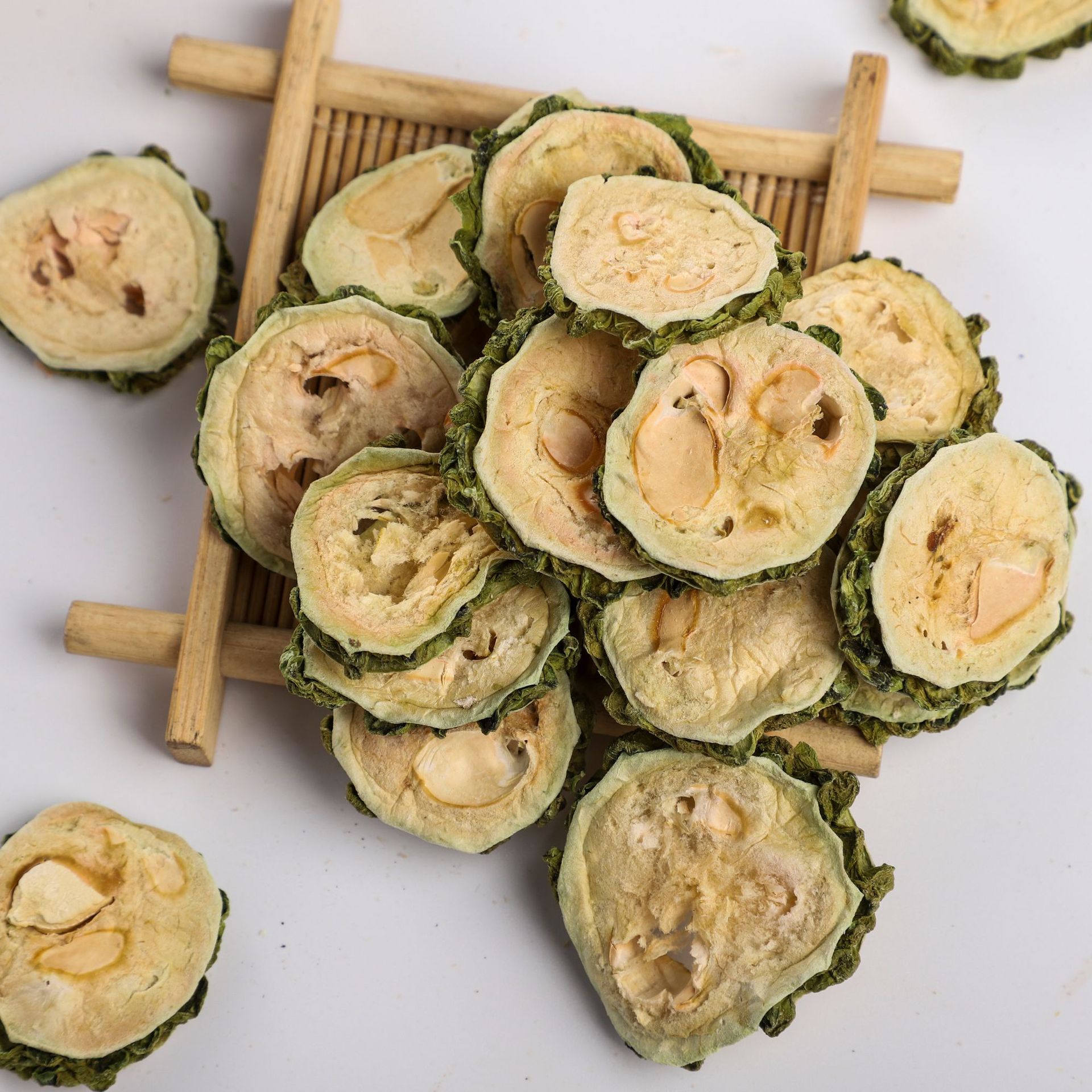 广西桂林苦瓜茶苦瓜干新鲜干苦瓜片现打现磨苦瓜粉散装直发批发