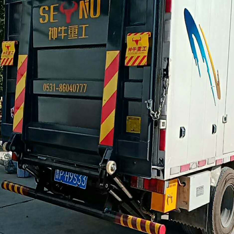 济南货车尾板厂 平板车装卸尾板 货车升降尾板 汽车液压升降尾板