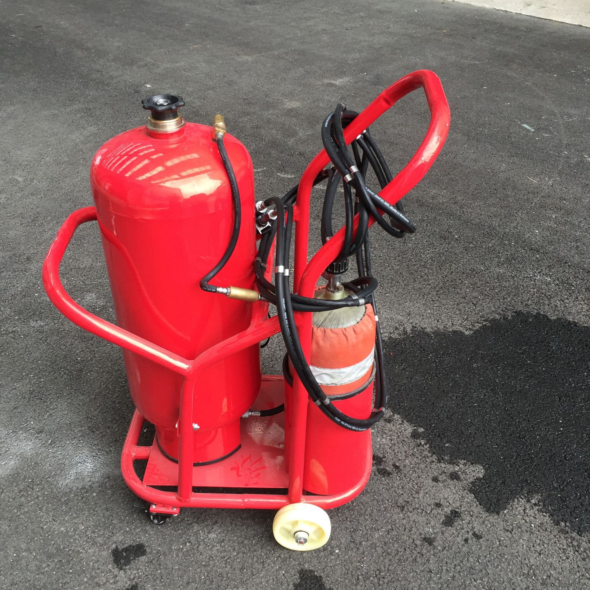 细水雾灭火枪 推车式细水雾 推车式灭火装置 灭火枪 推车式灭火器