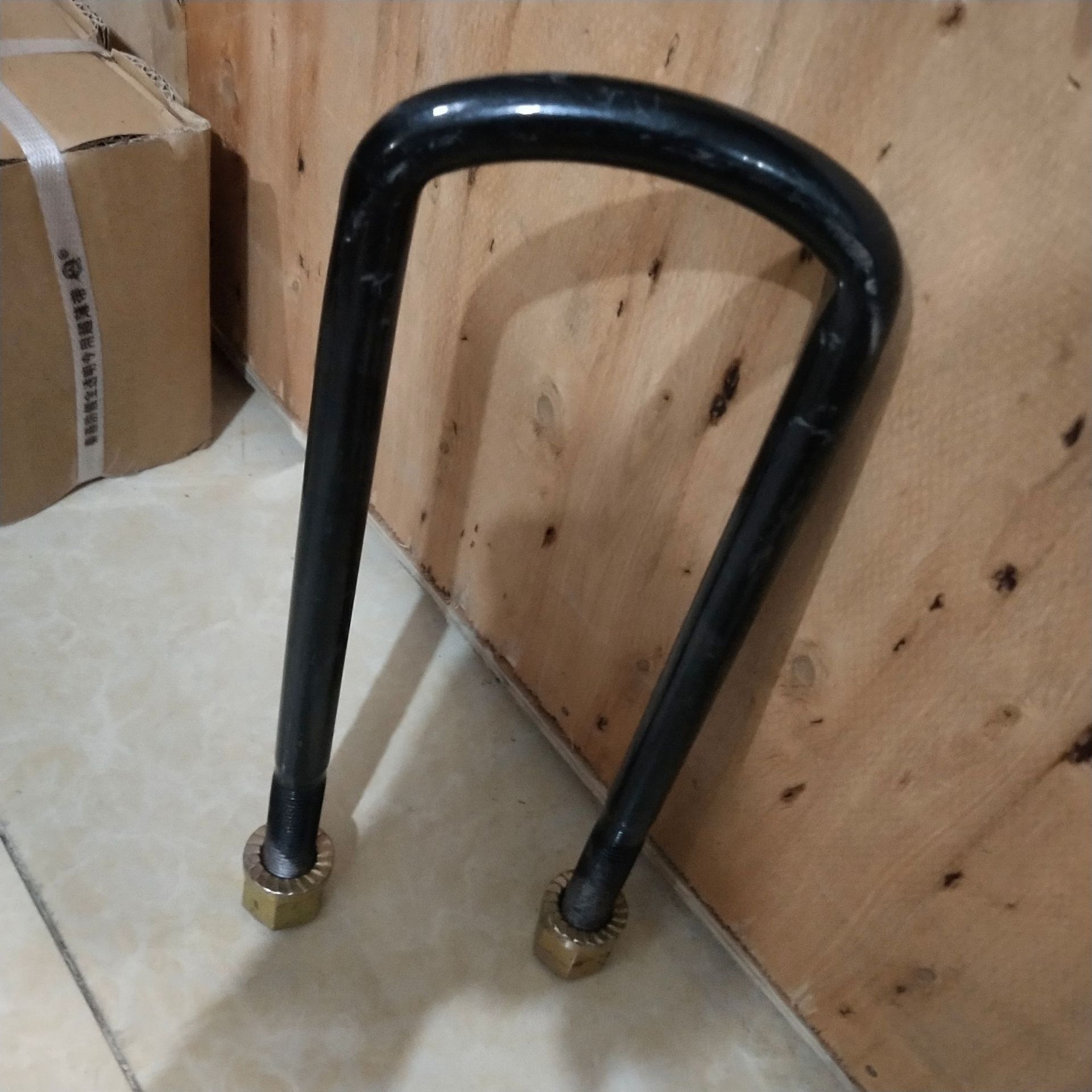 供应重汽豪沃钢板卡子底盘件弹簧板u型卡20260前骑马螺丝