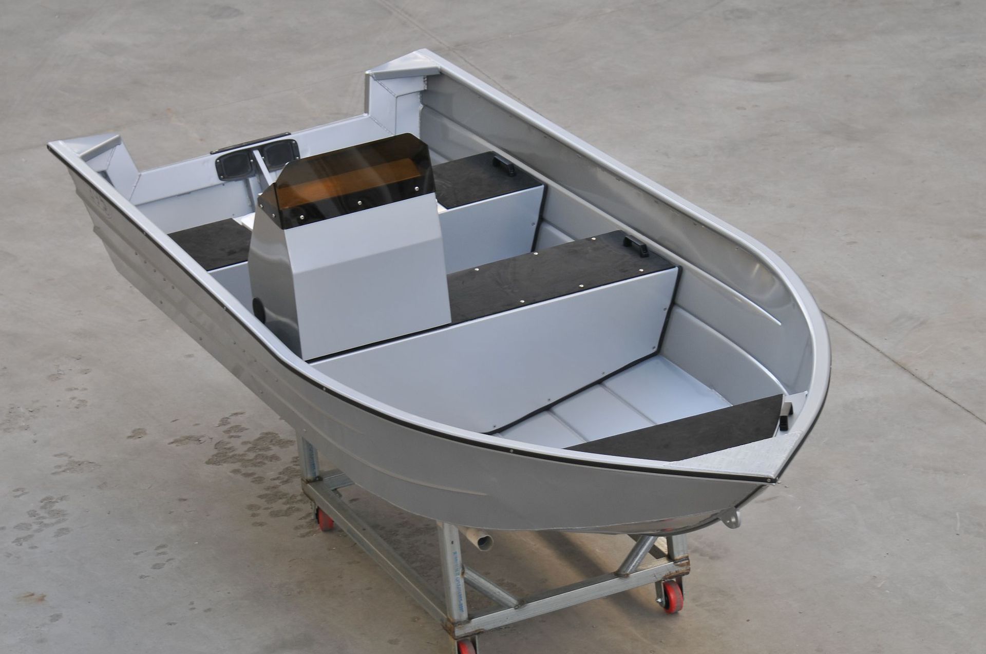 6米铝镁合金海钓船 休闲运动艇 全铝合金船 后操纵钓鱼船-阿里巴巴