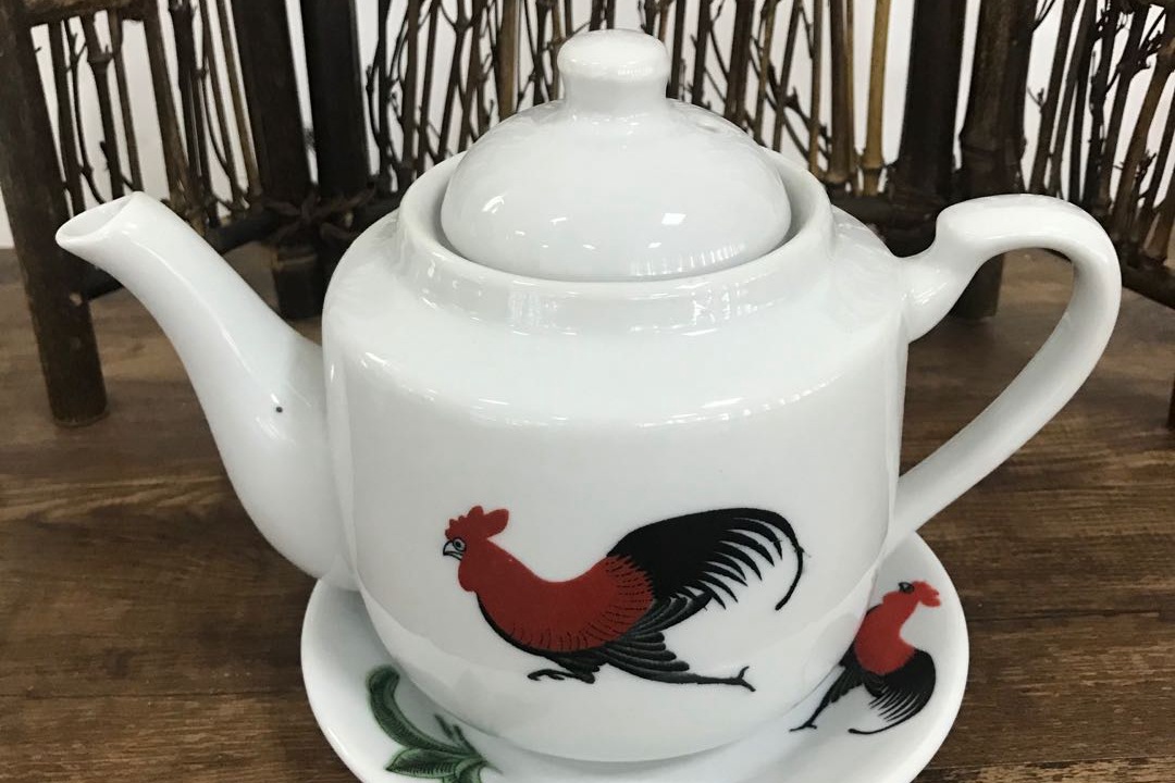 厂家直销 酒店用瓷陶瓷大合壶泡茶壶公鸡画面 小凉水壶家用冷水壶采购