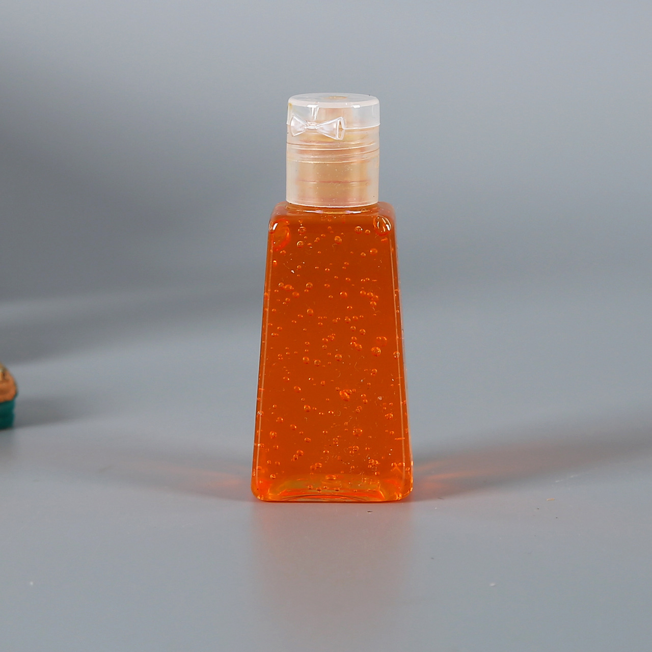 便携式免洗洗手液 梯型30毫升无水洗手液 免水洗包挂饰洗手液定制