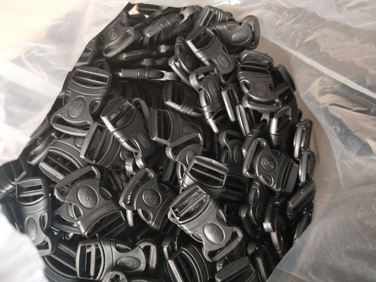 汽车坐垫配件座套辅料黑色子母扣塑料卡口松紧带固定插扣厂家批发