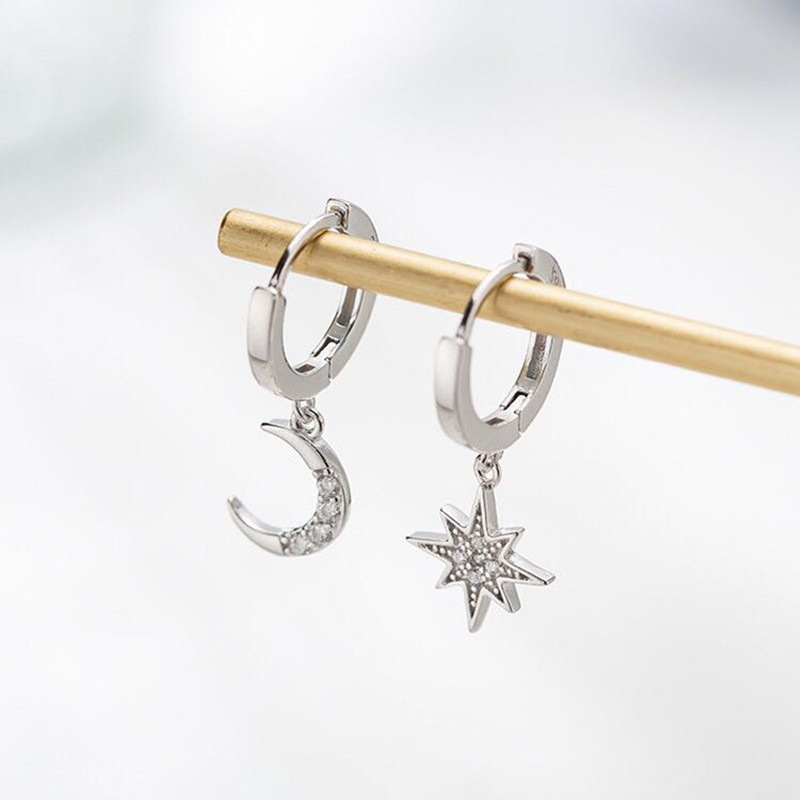 Korean Dongdaemun Same Style Earrings for Women Ins Diamond-Embedded Star Moon Asymmetric Earrings All-Match Cold Style Cross-Border Earrings