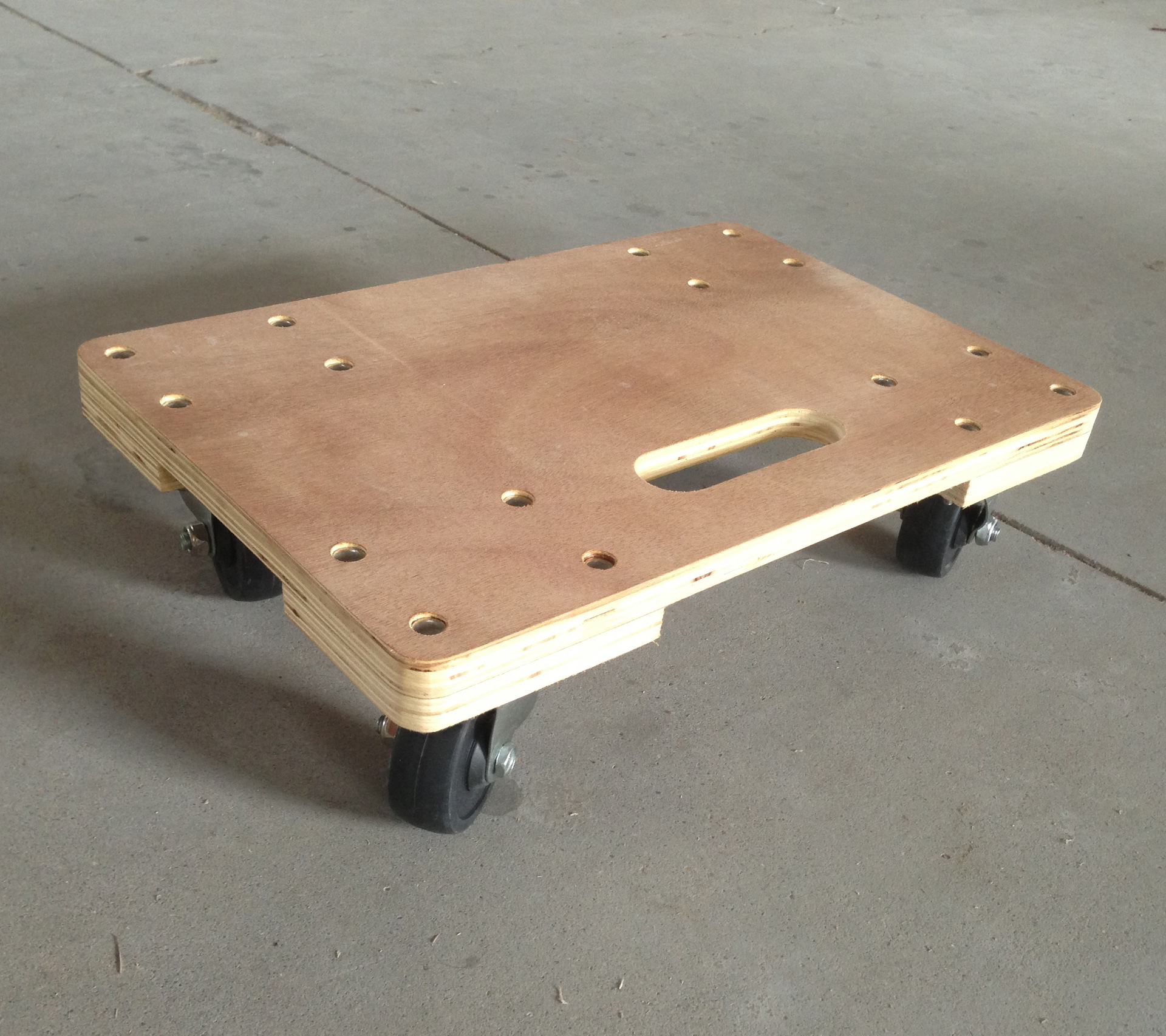 曲臂式高空作业平台;电动高空作业平台;平板物流手推车