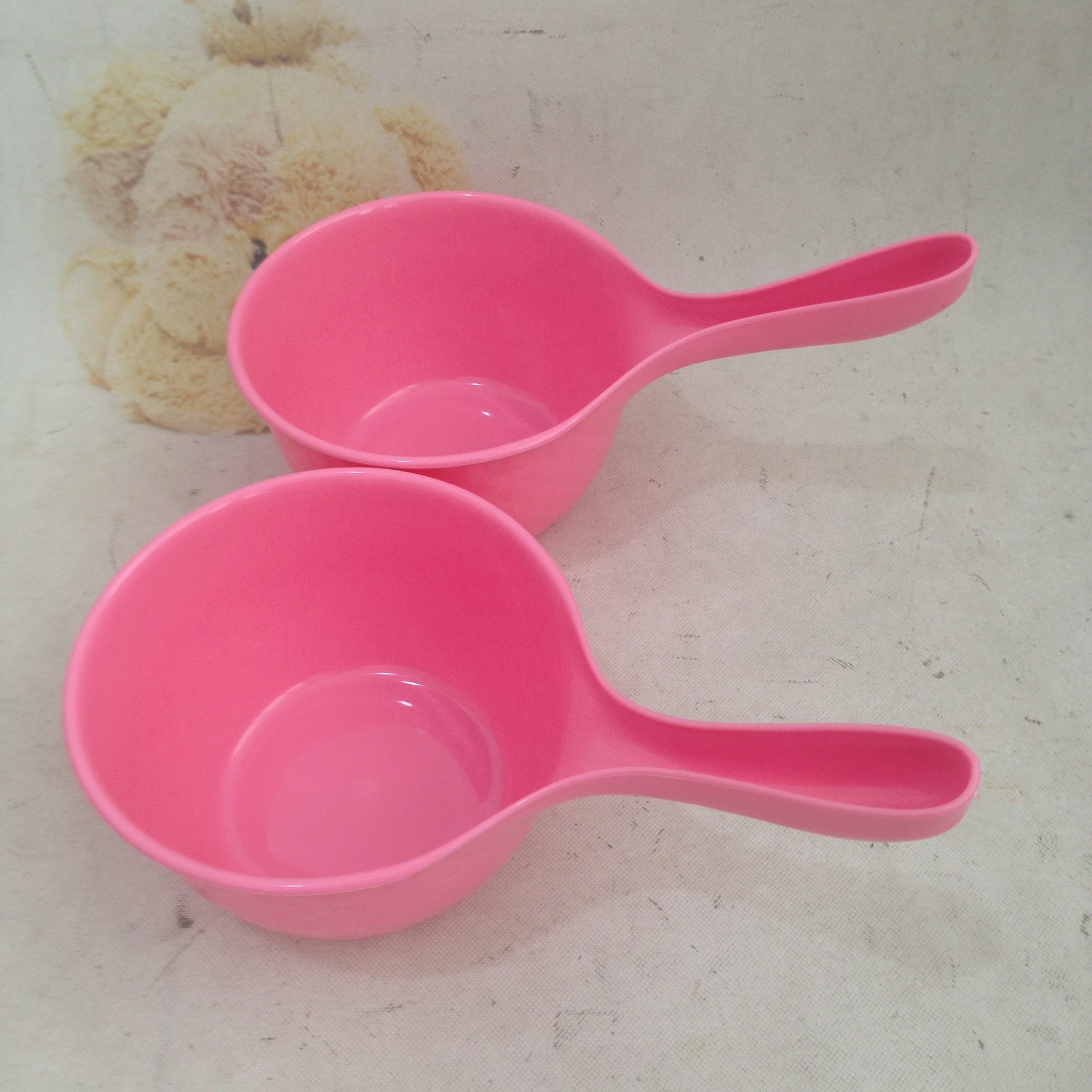 家用加厚塑料水舀沐浴水舀洗澡瓢塑料水勺水舀厨房水舀