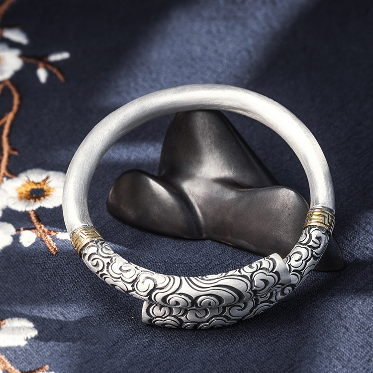 大理银匠手工制作 汉风银饰 银镯子 云南s999足银如意金箍棒手环