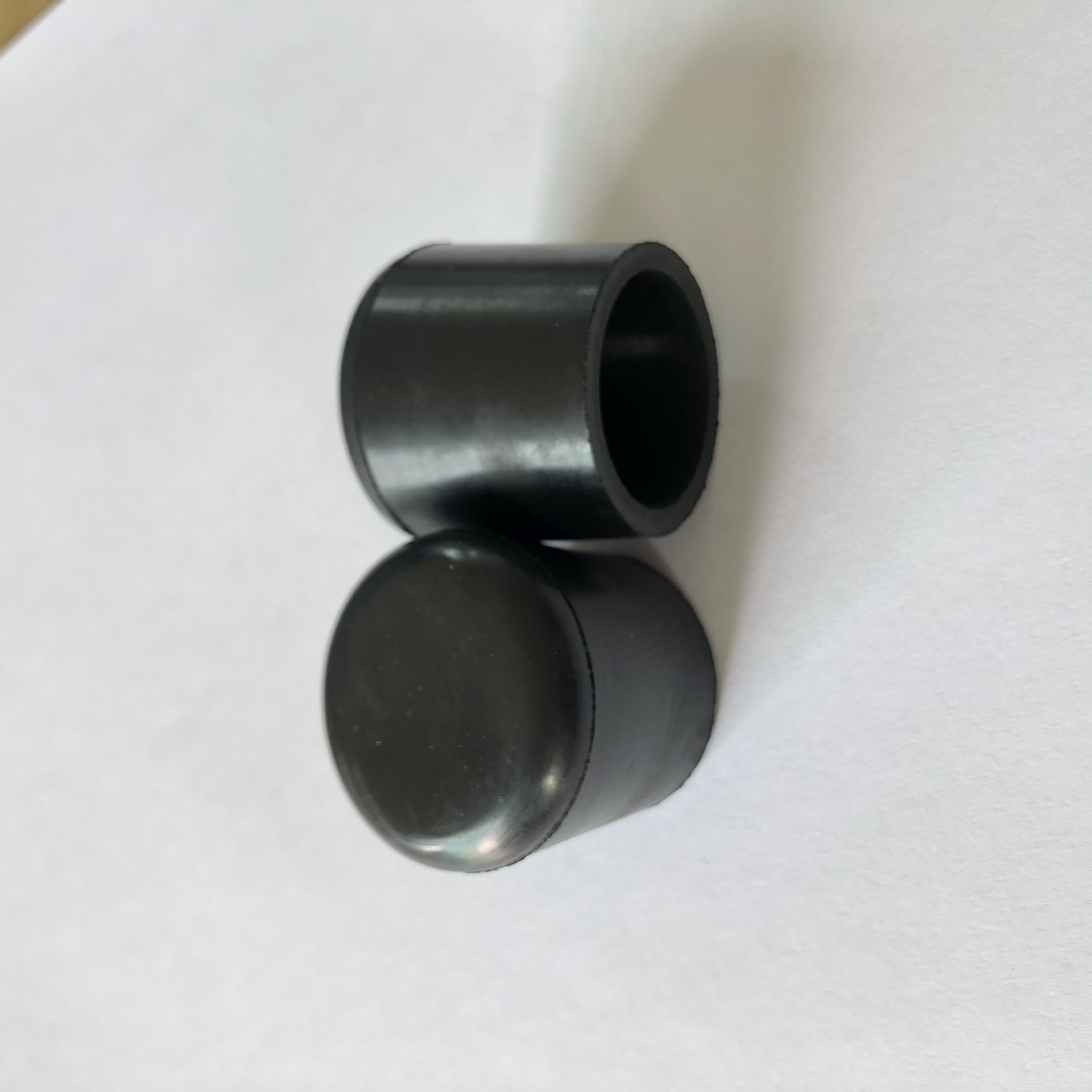 厂家定制环保圆形橡胶机脚工业用空心锥形脚垫橡胶脚防滑机箱脚垫