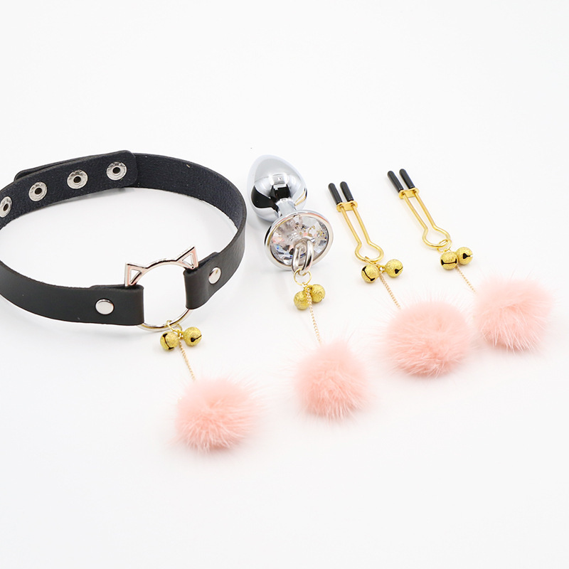 久爱sm项圈女用三件套装乳夹口球sm情趣乳夹金属肛塞成人自慰器