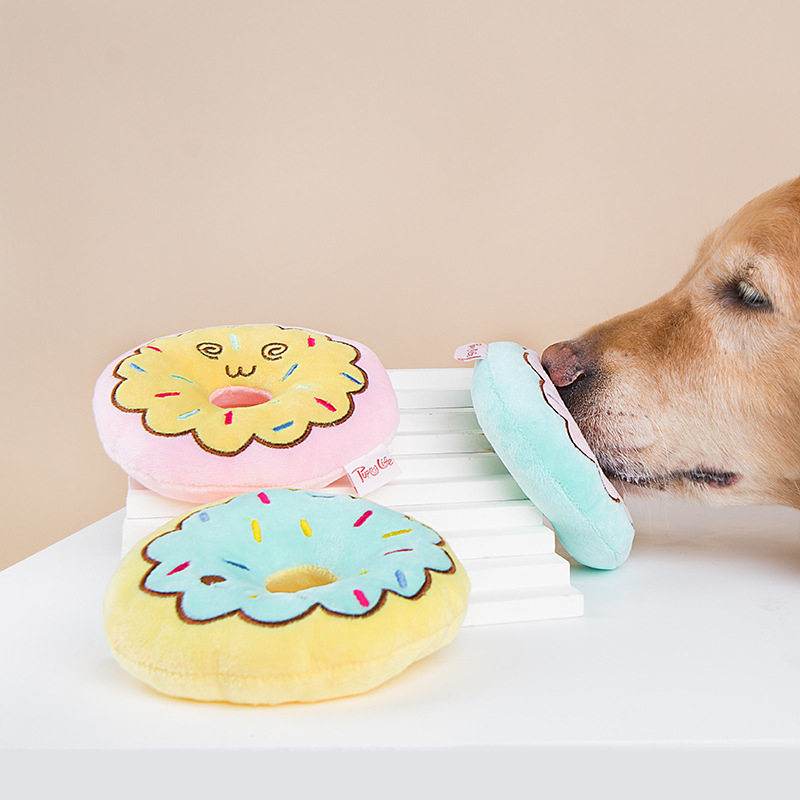 In Stock Wholesale Pet Supplies Dog Bite-Resistant Donut Interactive Toy Sound-Making Non-Disassembly Home Funny Dog Artifact