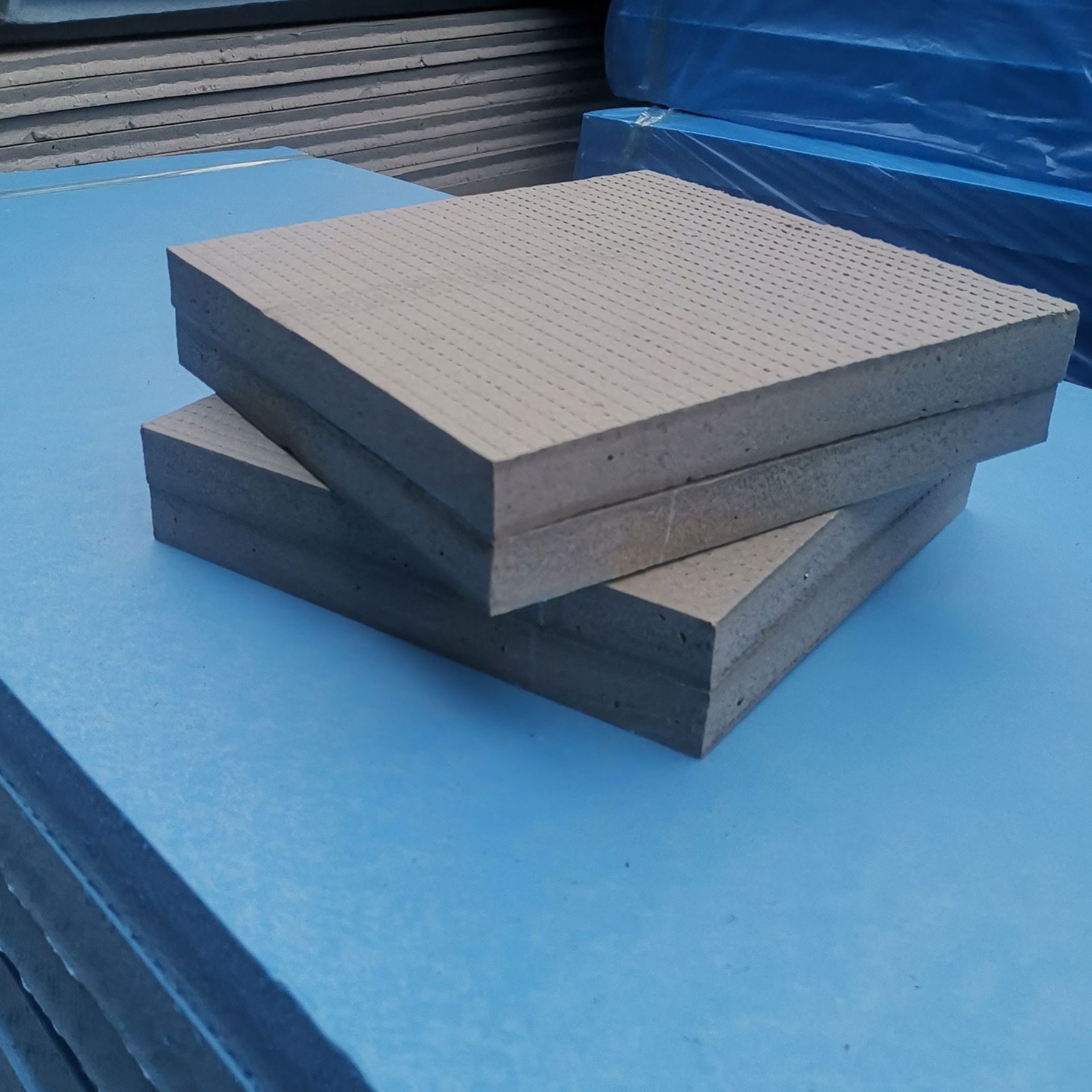 xps挤塑板隔热保温板高密度防潮屋顶地暖外墙泡沫板批发