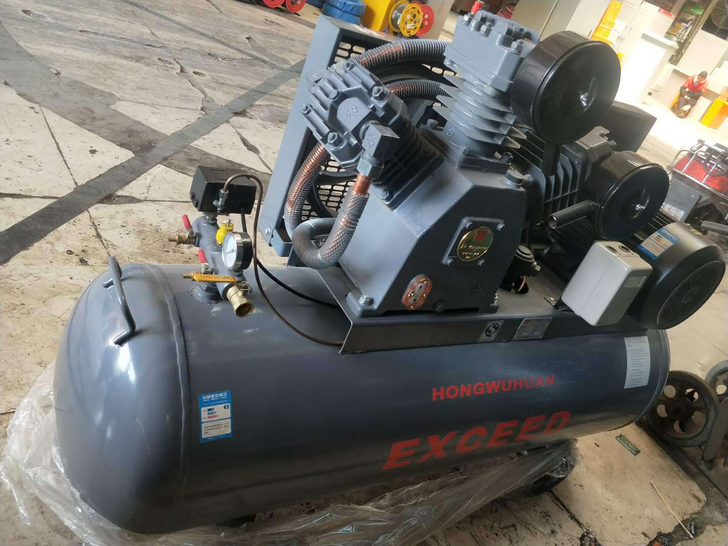 云南昆明红五环hw10012配三相7.5kw活塞空气压缩机