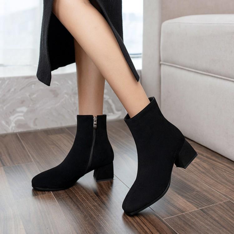 舒适春秋靴女米色靴子绒面鞋粗跟中跟短靴大码女靴小码女鞋 rymj