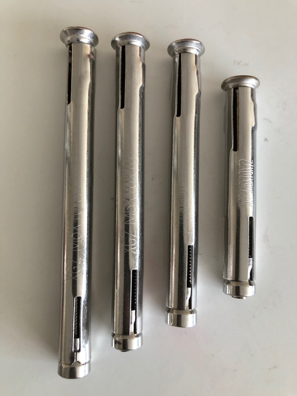 不锈钢窗式壁虎倒拉膨胀螺丝铝合金断桥铝门窗专用