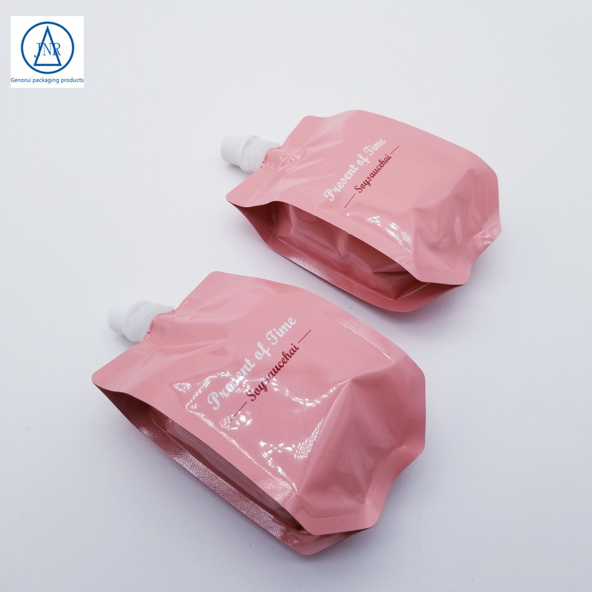 定制异形四边果冻吸嘴袋