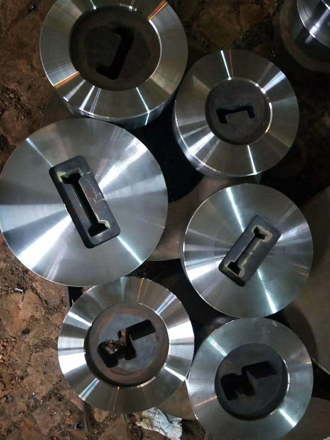 厂家供应异型铜材拉拔模具 铜排硬质合金模具 注塑模具加工