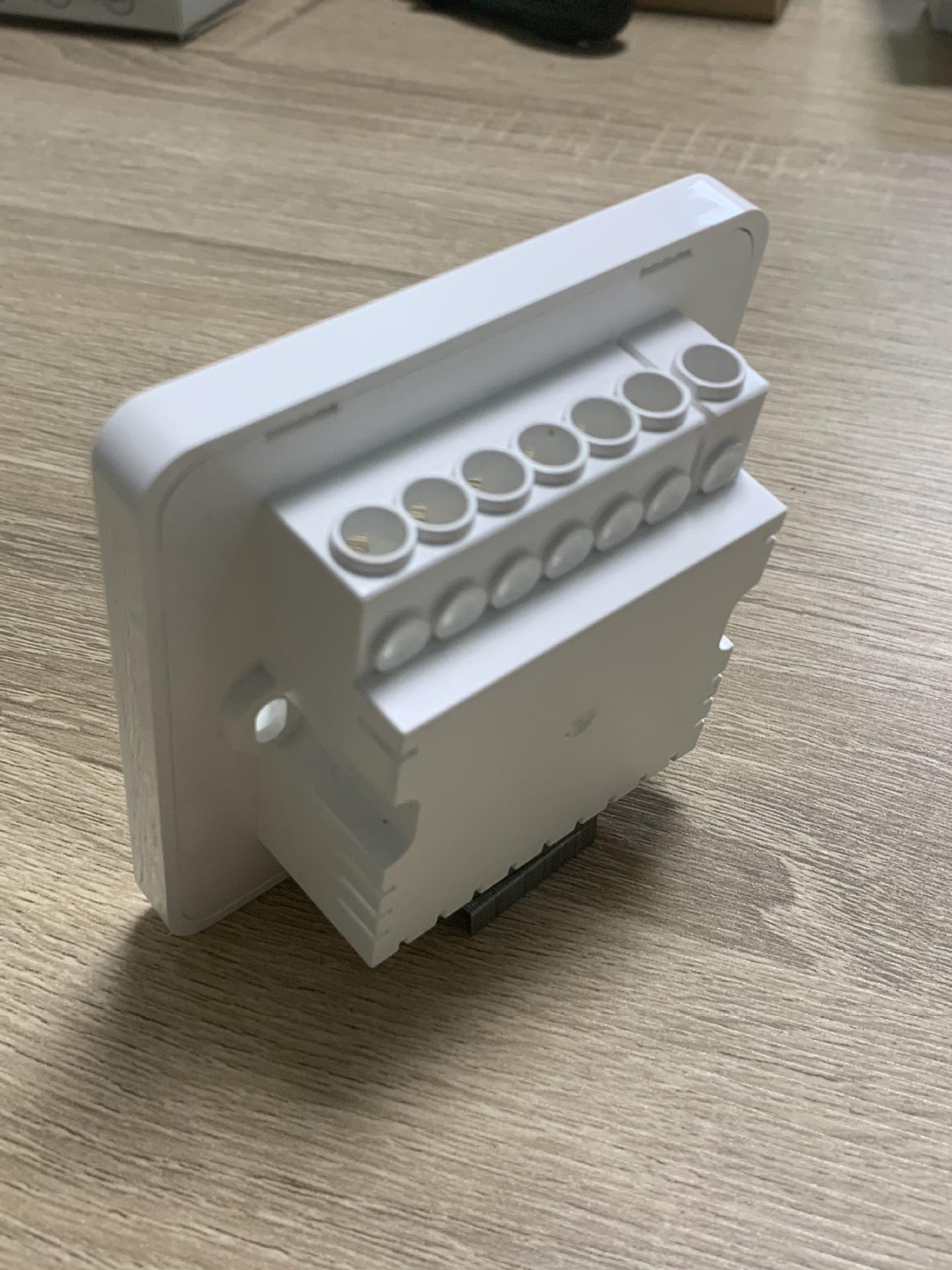 新款中规7孔触摸开关外壳(适用浴霸开关等数显触摸控制开关)