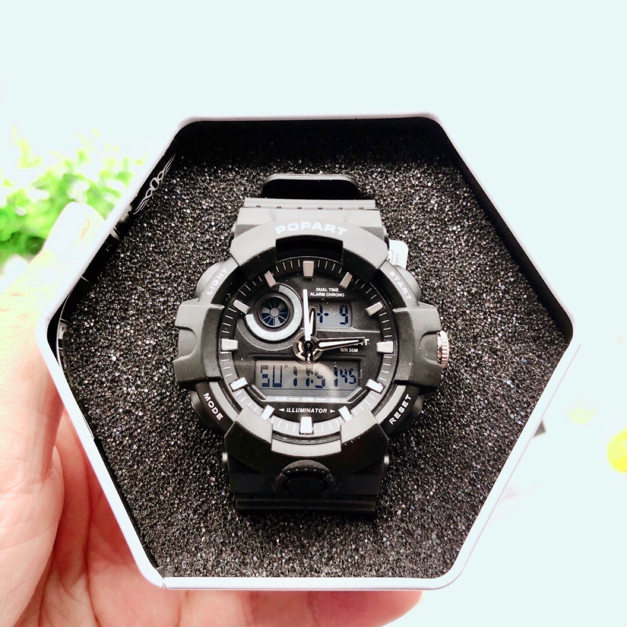 博艺y023 双显学生潮流运动潜水表户外运动手表登山防水电子表男