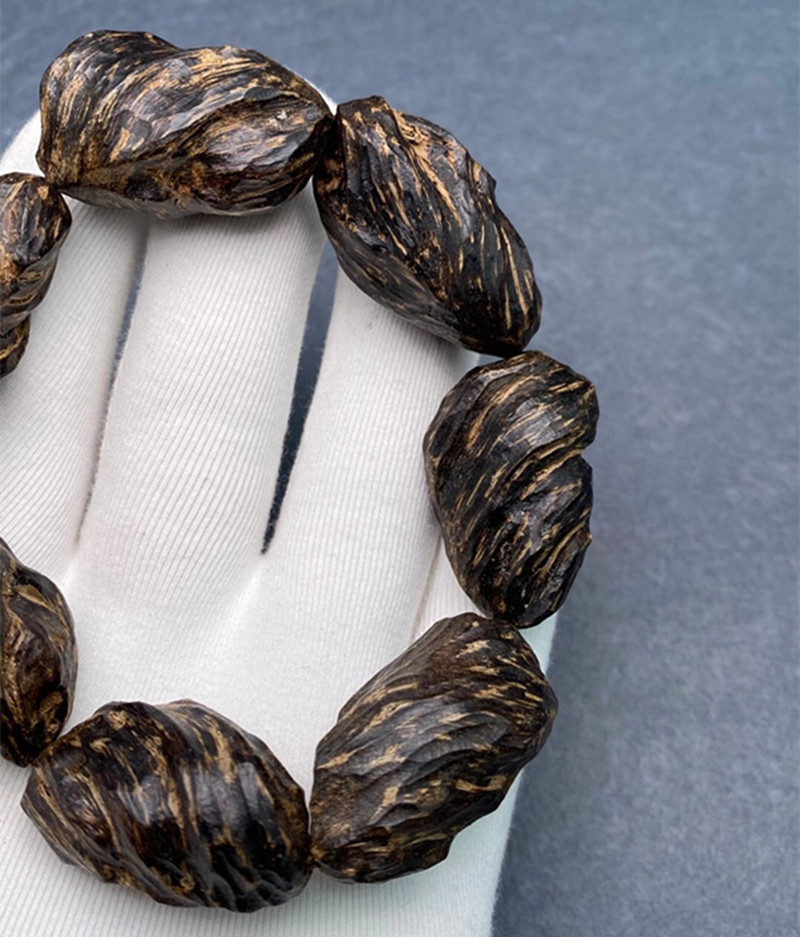 正区老料达拉干黑油沉香随形项链佛珠手串男女款手链代发