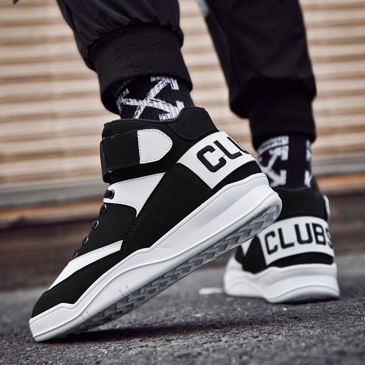 奇安达冬季板鞋高帮保暖男鞋时尚篮球鞋舒适耐磨男士运动休闲鞋