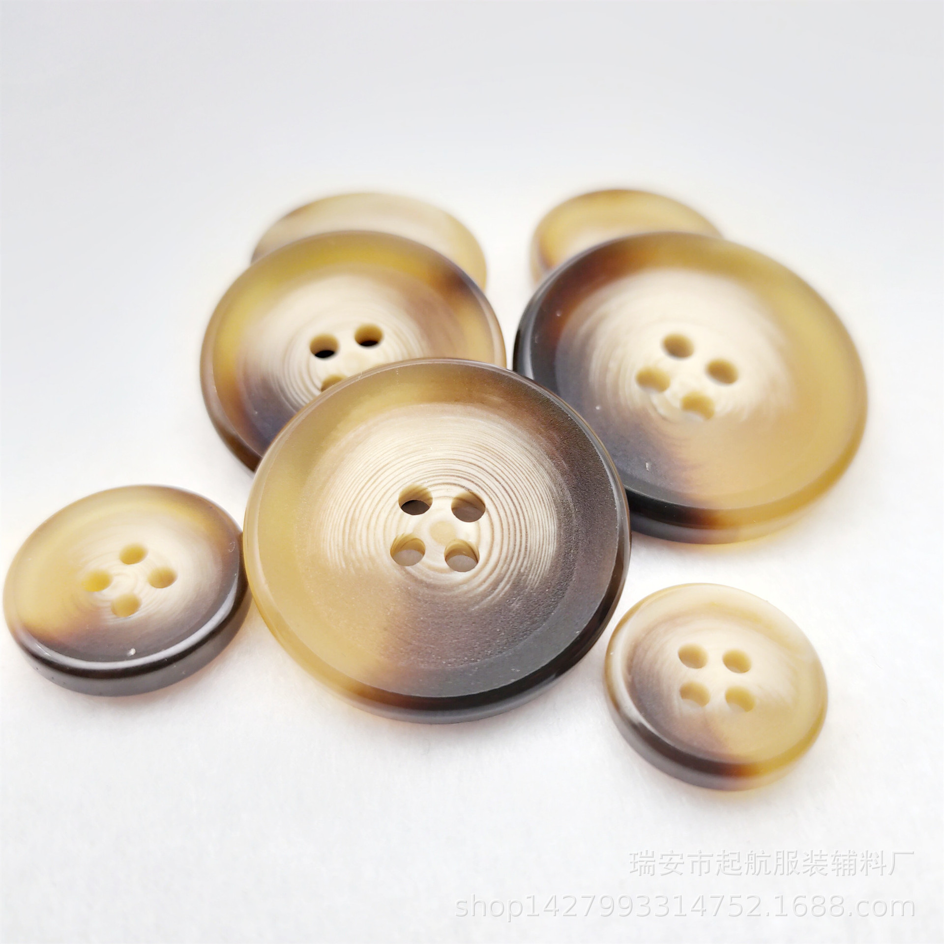 现货仿牛角磨砂树脂纽扣针织衫西装西裤连衣裙大衣风衣钮扣扣子