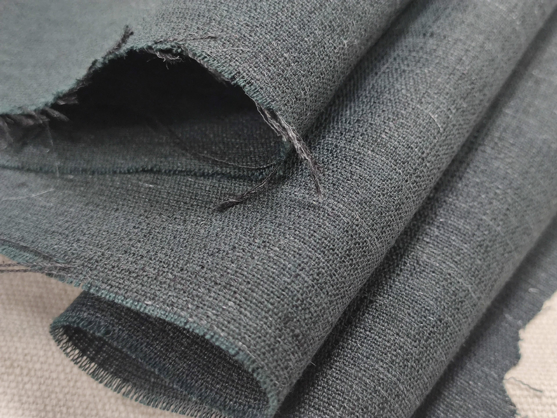 黑色马尾衬 麻衬 麻布 麻毛布 黑炭衬 91ch西装衬 麻毛混纺衬