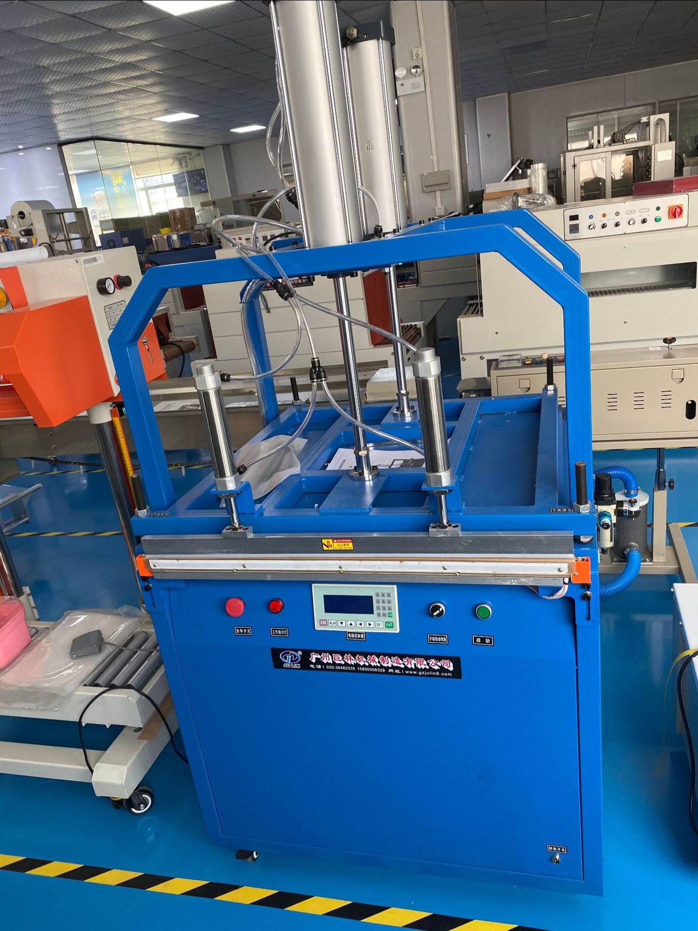 巨林ys-800枕头棉被压缩机 海绵垫自动压缩包装机 自动压缩封口机