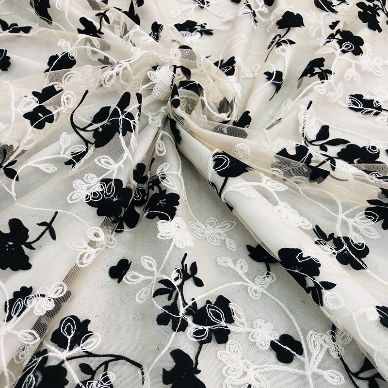 厂家直销 植绒绣花网纱布网眼布裙纱女装面料婚庆背景布置