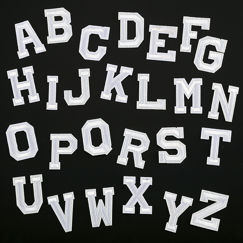 厂家直供跨境货源黑白色字体26个英文字母刺绣补丁贴套装现货