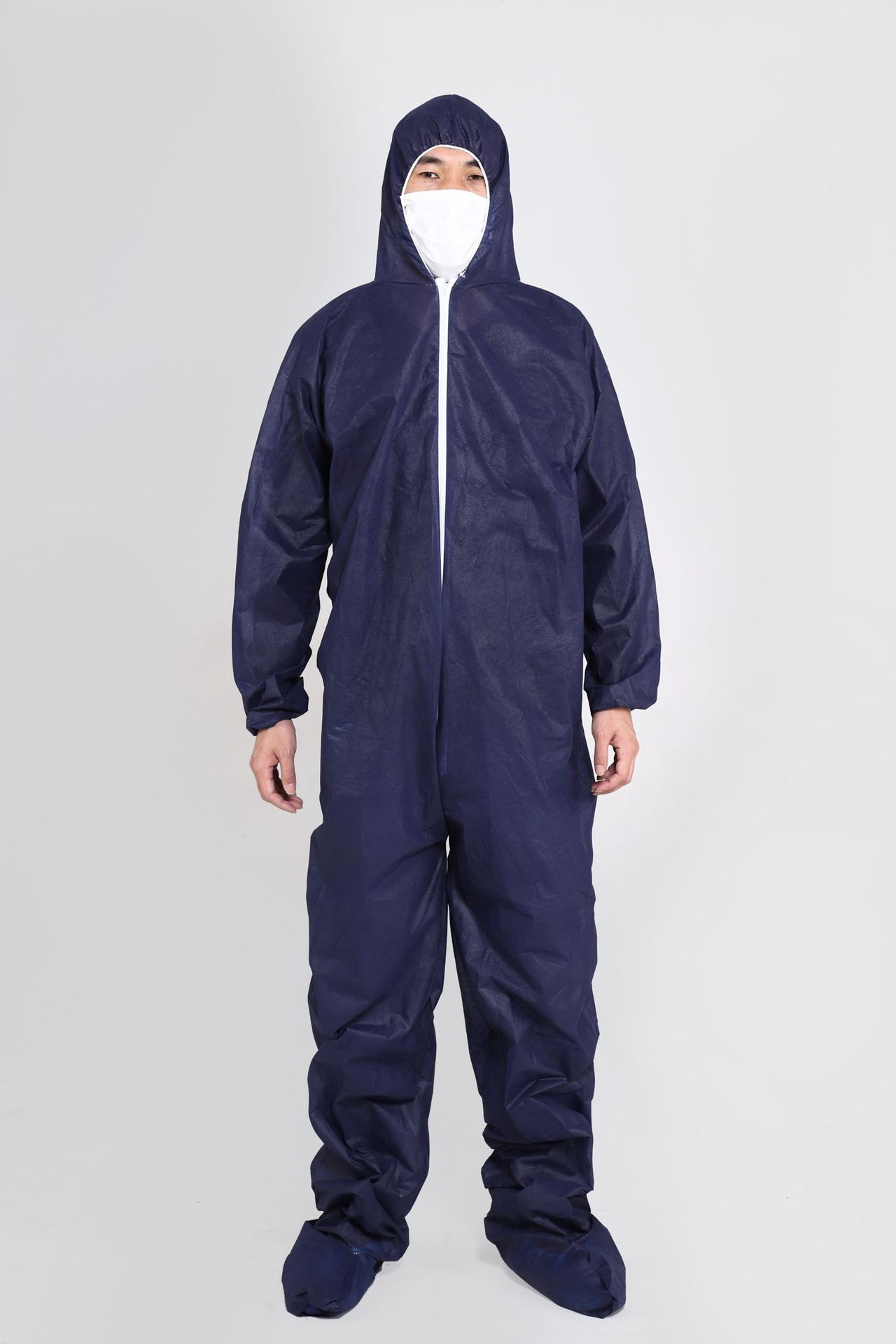 防护服一次性隔离养殖场连体带帽工作服防尘防水防油猪场参观喷漆