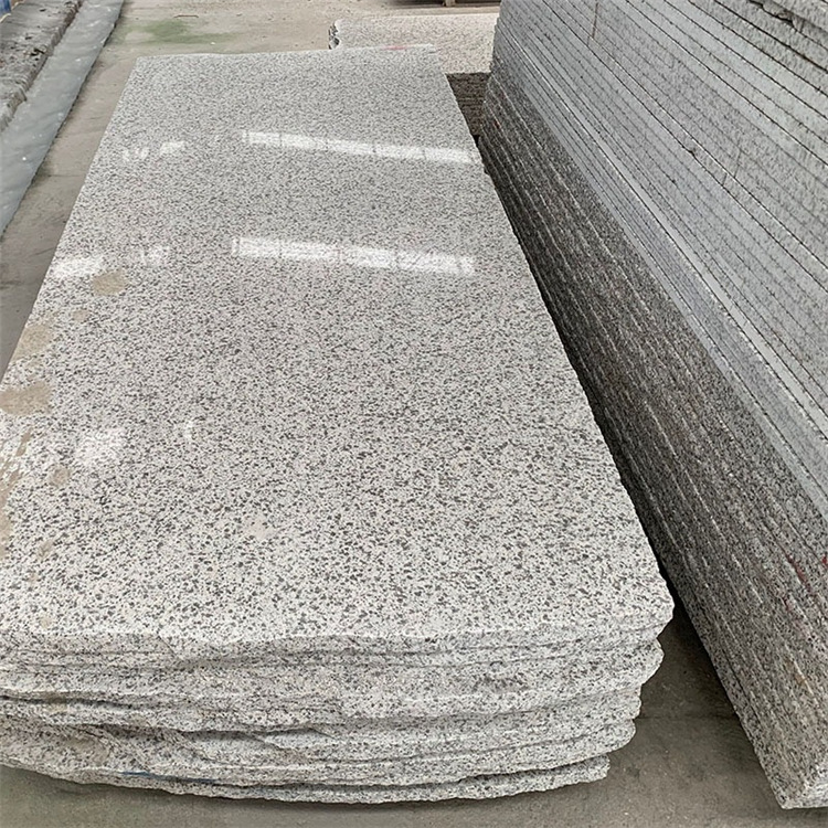 芝麻白火烧面地铺石材 地铺芝麻白火烧面 荔枝面石材厂批发