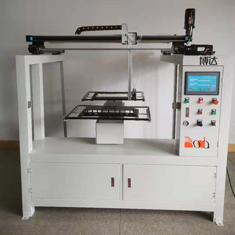 专业生产自动旋转喷涂机器人 木器电子产品前后左右多轴喷涂机