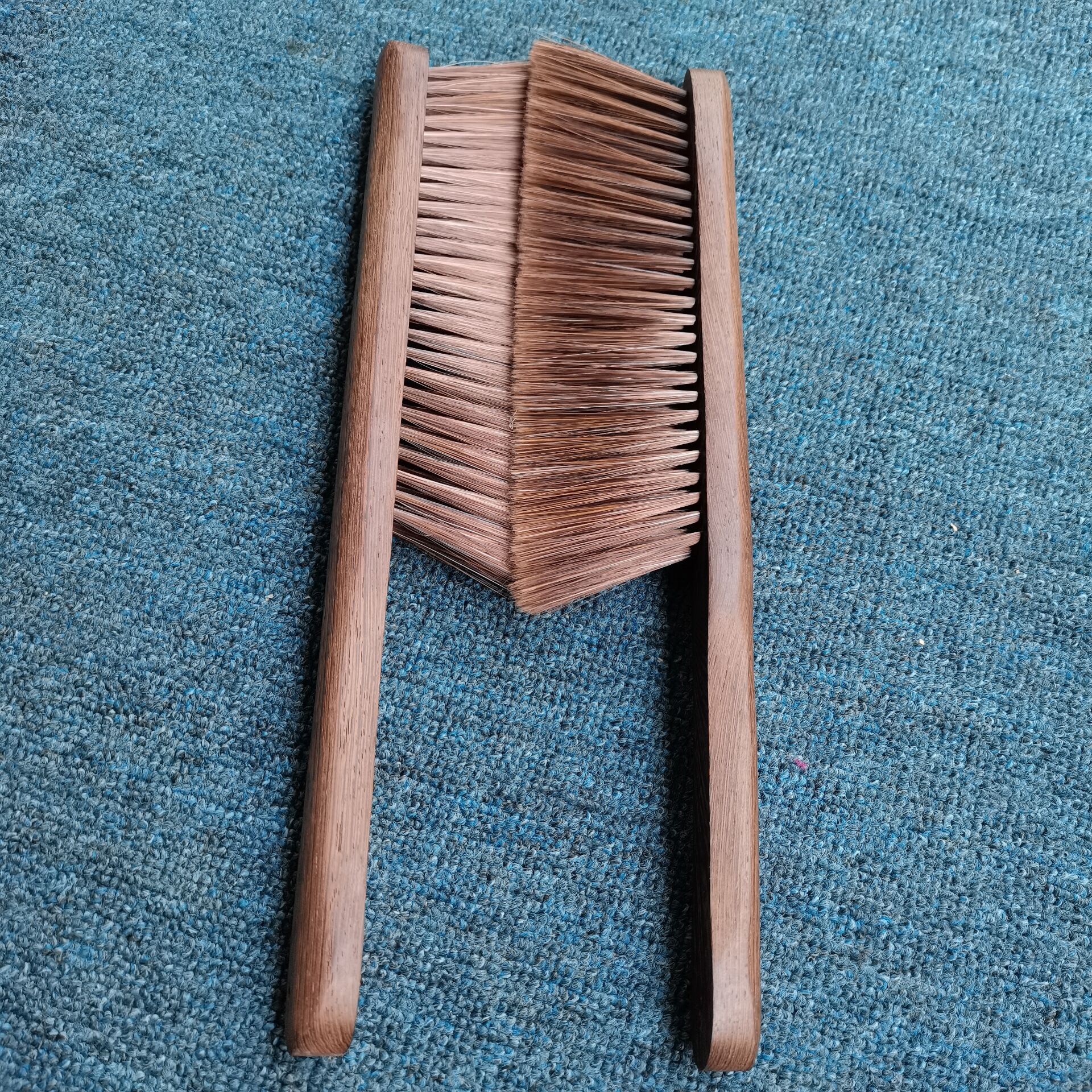 扫床笤帚床上长柄木床刷景店旅游地摊刷衣服笤帚鸡翅木床刷