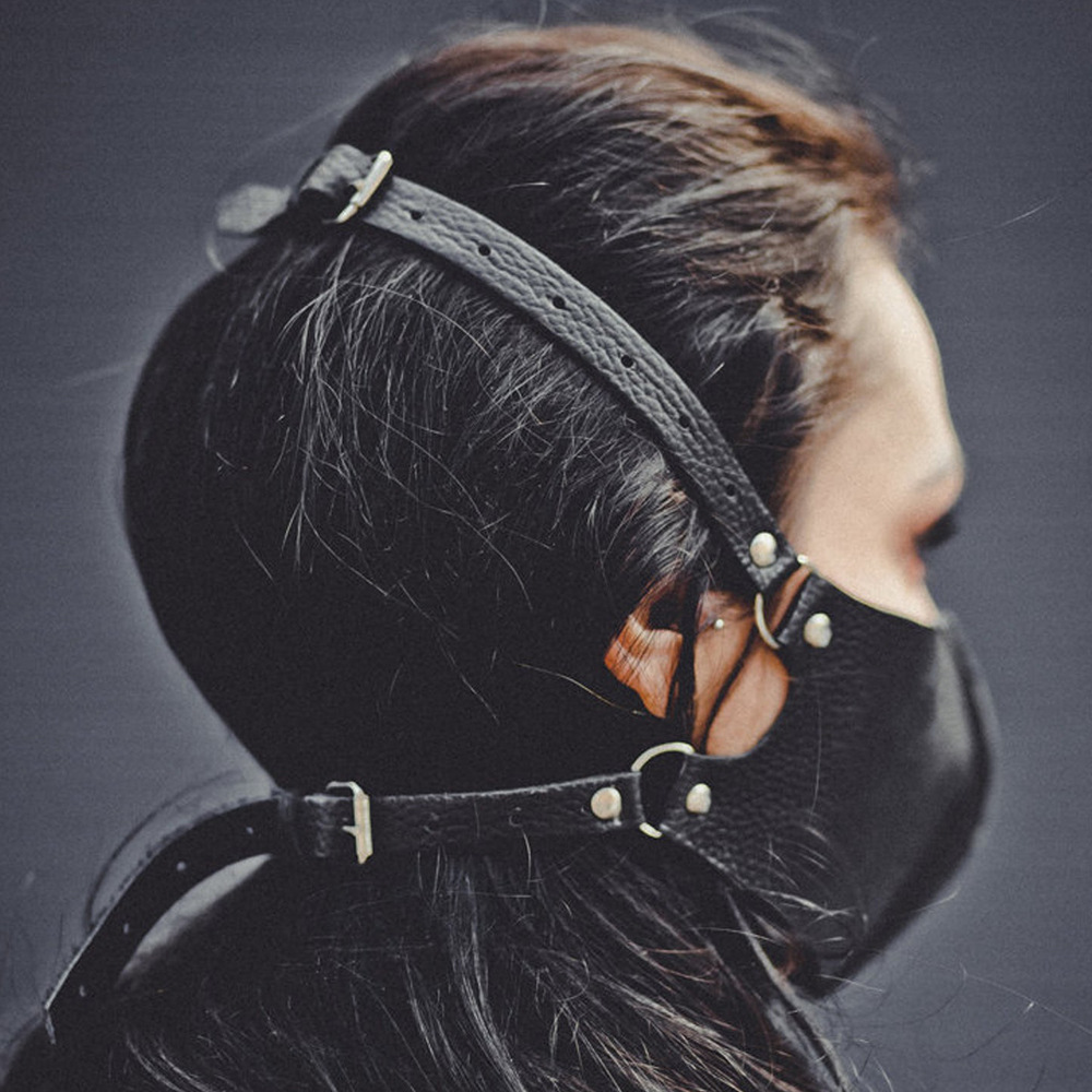 皮革口罩朋克黑色面罩透气骑行口罩防风防尘pu防雾霾口罩成人跨境