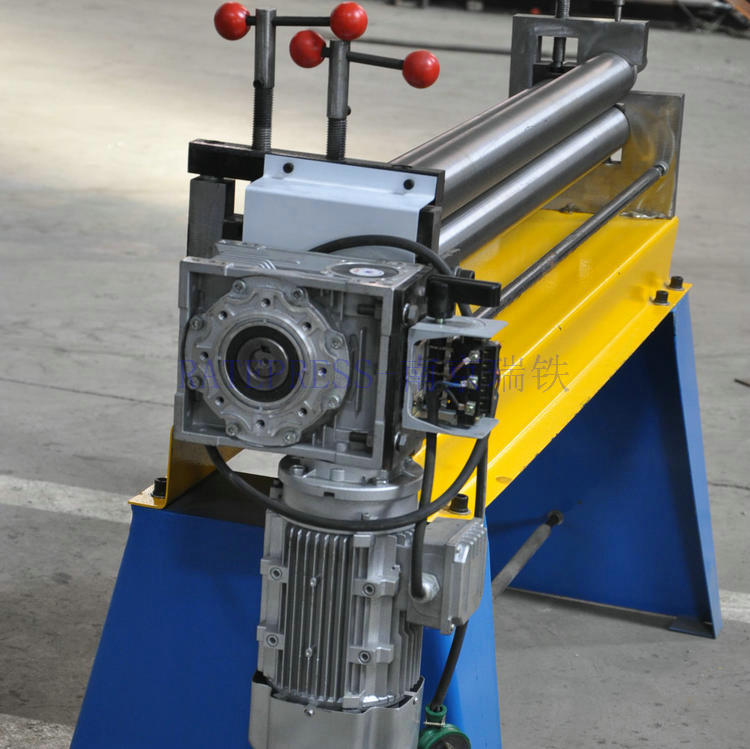 小型电动卷板机厂家直销 铁皮卷圆机 优质三辊板成型小设备-阿里巴巴