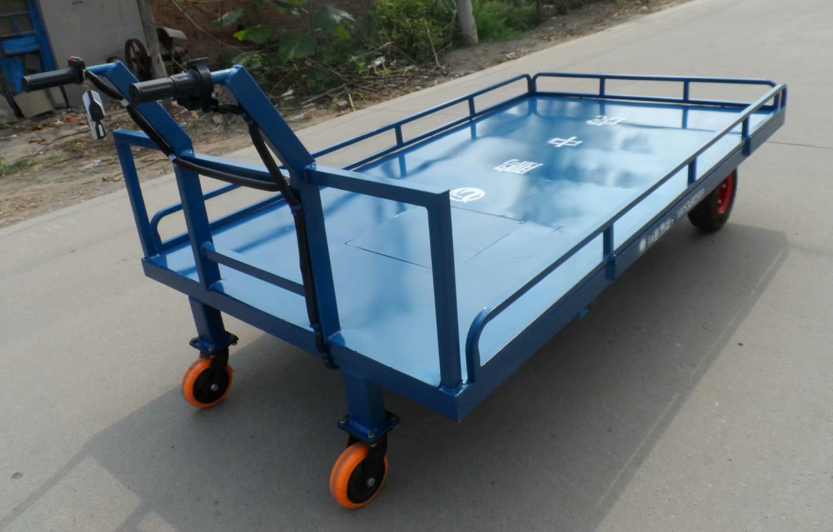 车间电动搬运工具车 小型平板电动运货车 四轮转向平板手推车