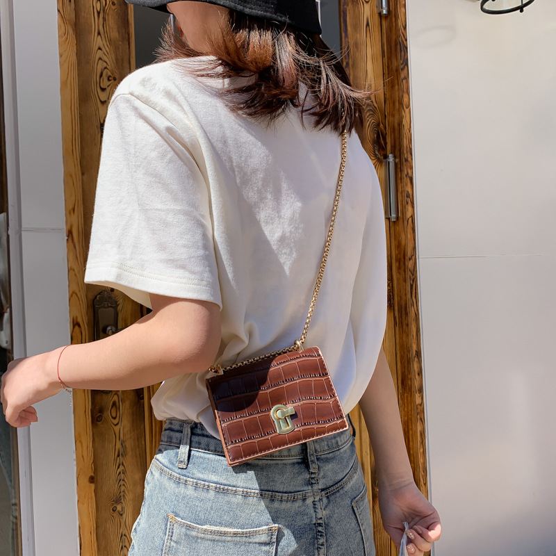 Women's Bag 2020 New Fashion Crocodile Pattern Chain Small Square Bag Lock Pu Shoulder Messenger Bag Fashion