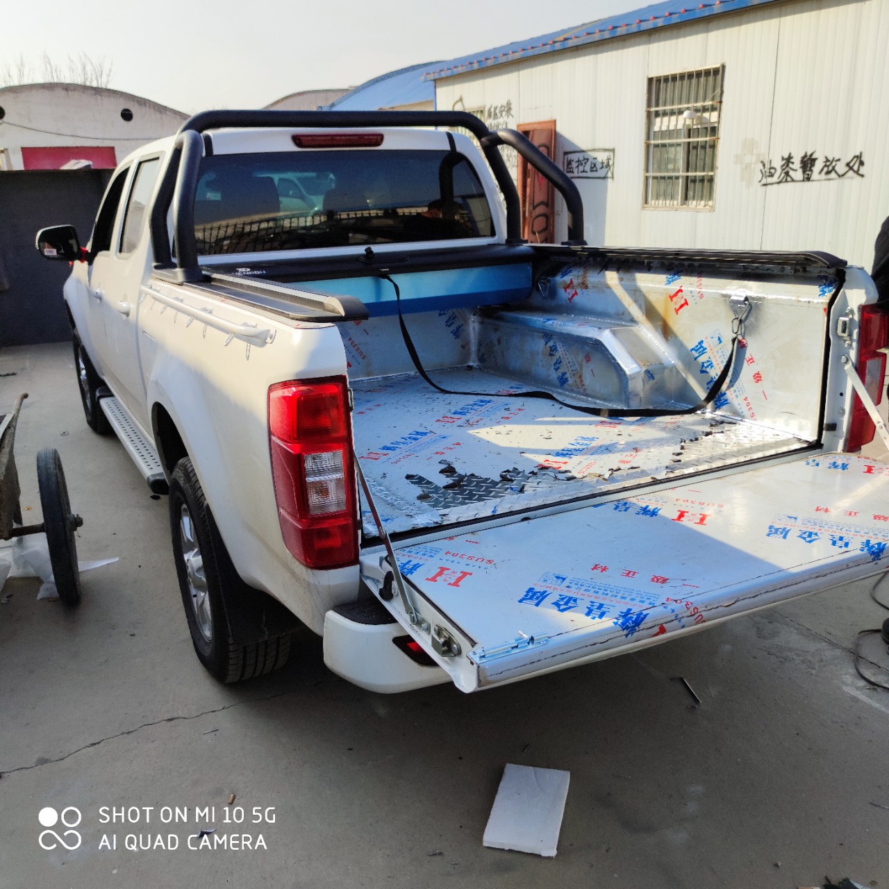 风骏/炮皮卡不锈钢货箱宝车厢保护垫车斗钢板保护3毫米不锈钢车厢