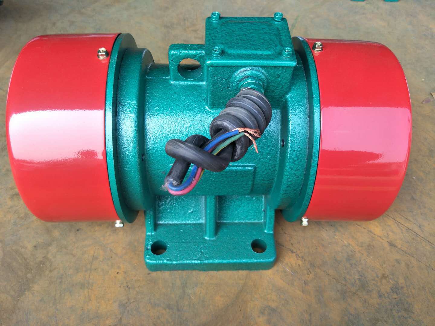 jzo型号卧式振动电机 振动筛用激振源电动机 厂家直销