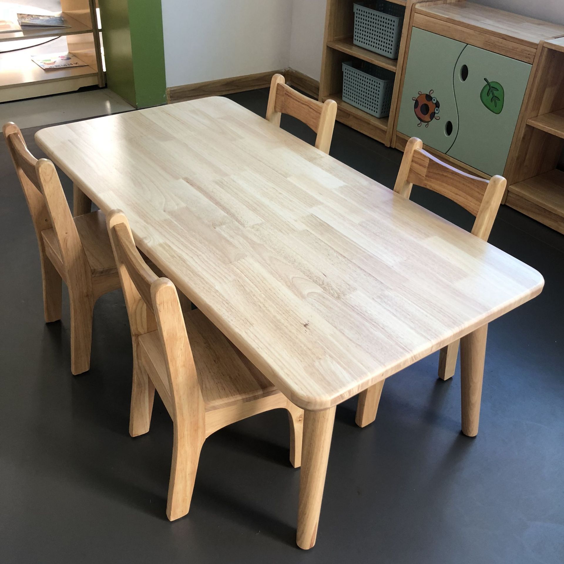 幼儿园桌椅橡木儿童桌培训班早教中心幼儿课桌长方桌6人桌吃饭桌