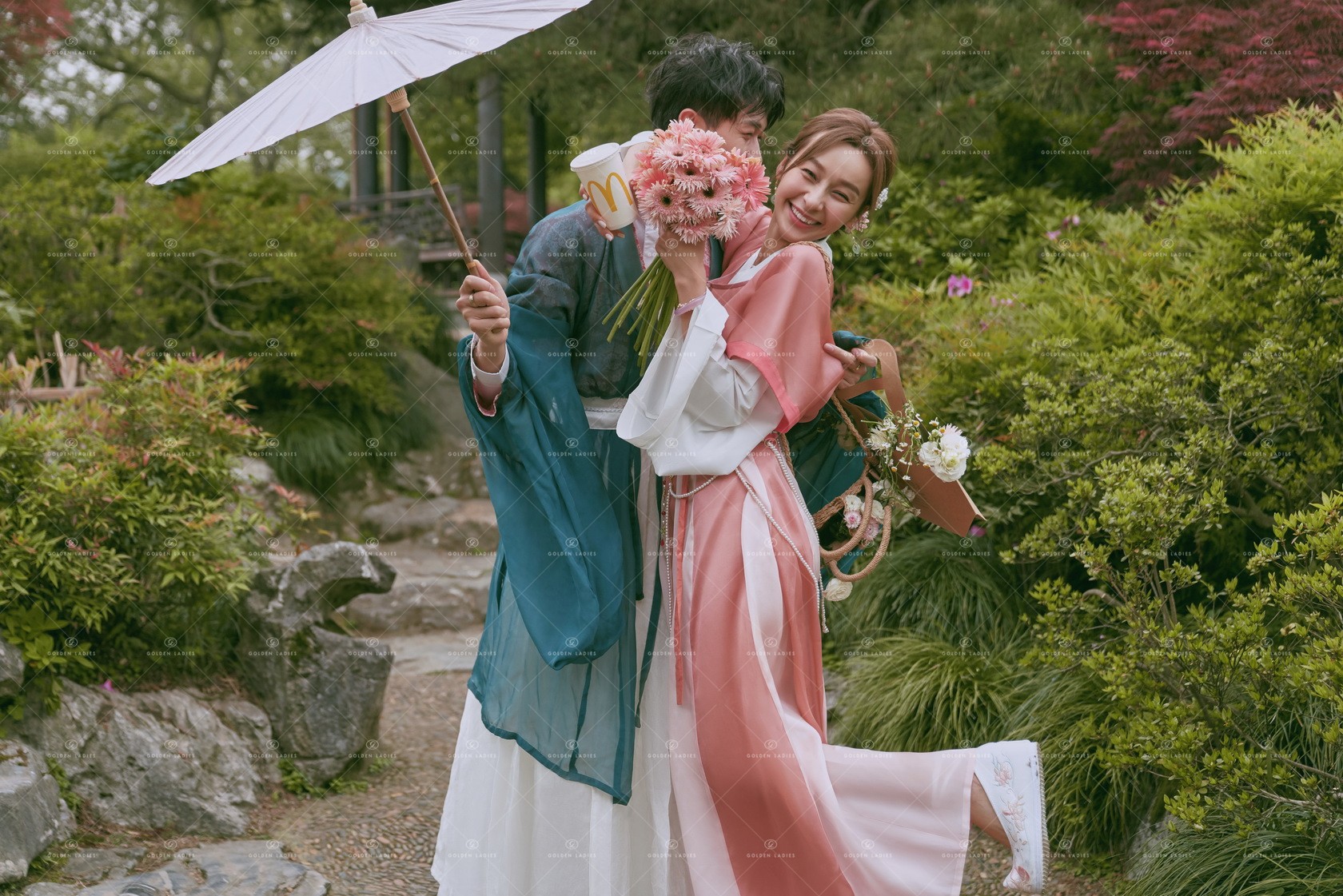 影楼网红复古汉服情侣主题拍照外景旅拍古装艺术照中国风摄影礼服