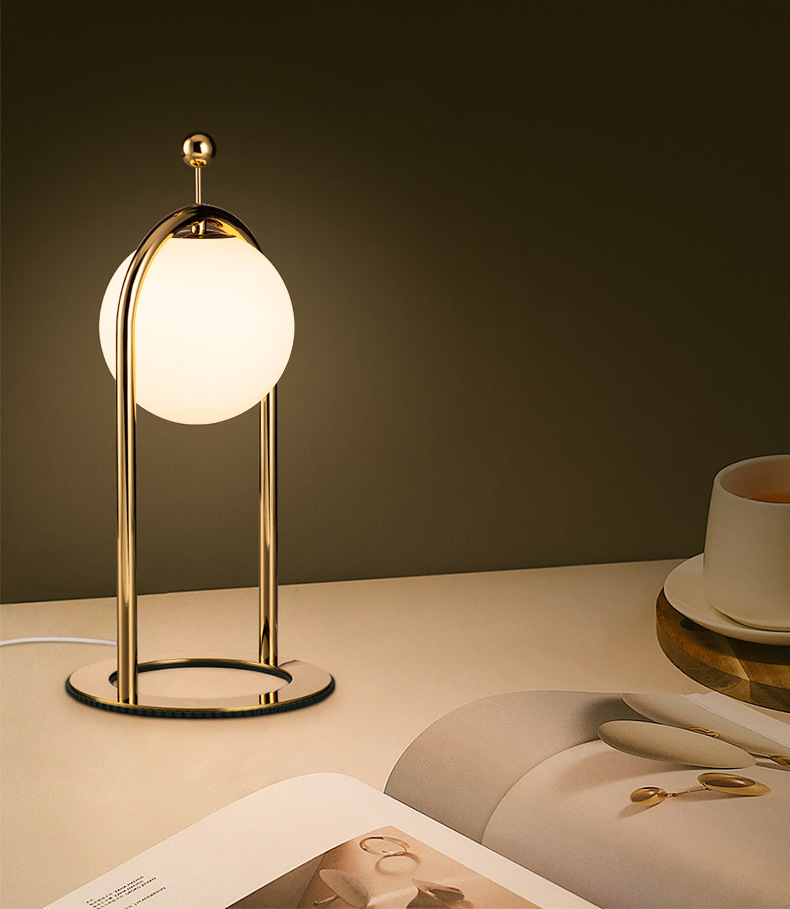 新特丽台灯创意浪漫调光简约节日送女生情调礼物情趣卧室床头灯