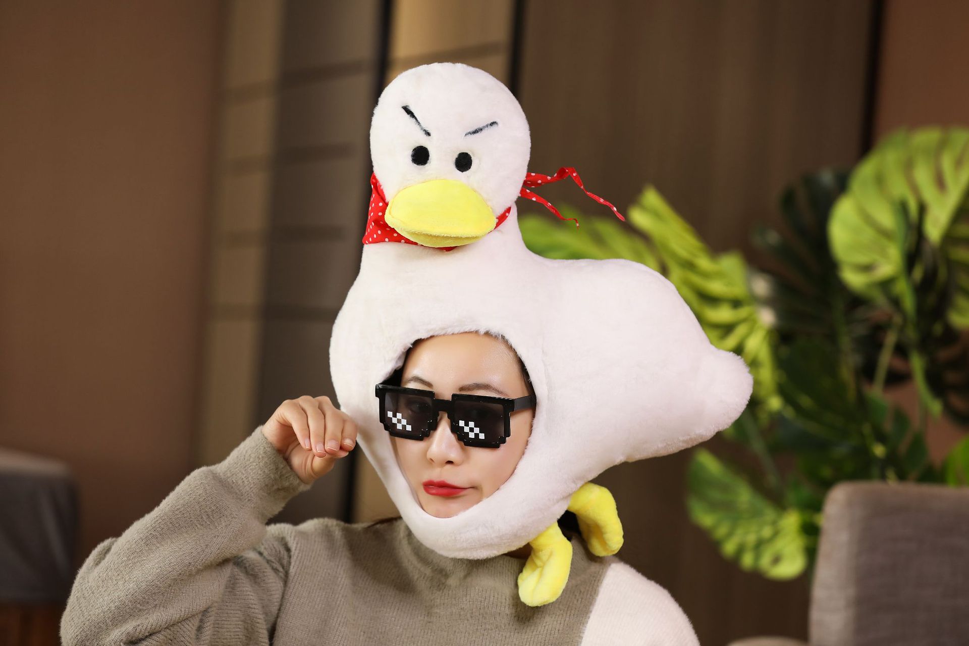 批发软妹毛绒 沙雕鸭子头套帽子 ins风拍照道具 写真道具影楼道具